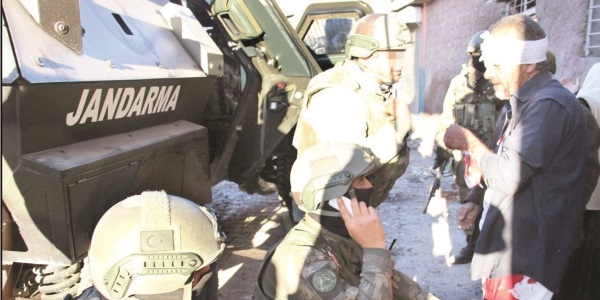 'K��eye s�k��an PKK'lar Sivilleri vurun emri'