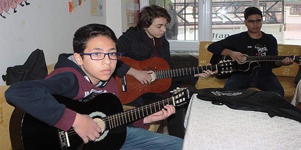 Baba yadigarı evle 3 yıldır eğitime katkı sağlıyor