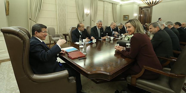 Başbakan Davutoğlu AB Heyetini kabul etti
