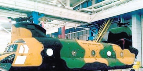 Chinook'ların ilki yüzünü gösterdi