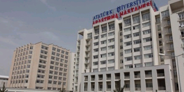 'Hastanede maske ve gözlük yoktu' diyen iki çalışan işten atıldı