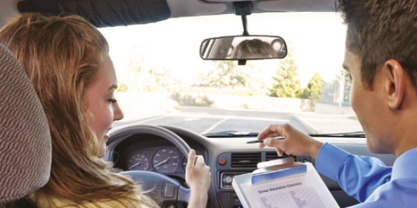 Stajyer s�r�c�ler yola 'trafik adab�'yla ��kacak