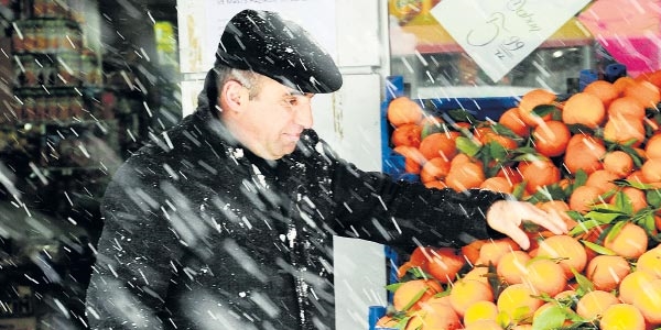 Sebze meyvenin hali iyi ama tezgah farklı