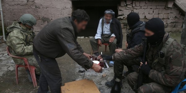 'Mehmetçiğe sığındılar'