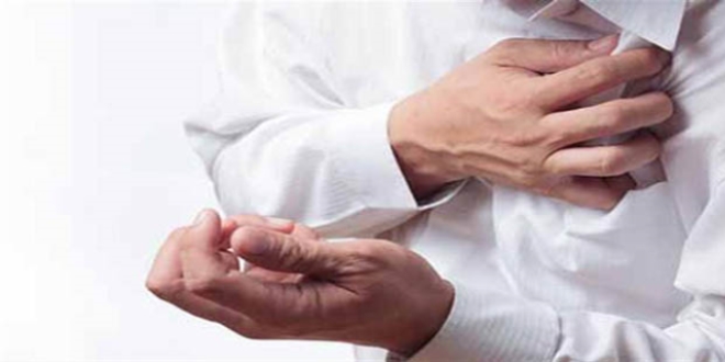 Hasta muayene ederken kalp krizi ge�iren doktor vefat etti