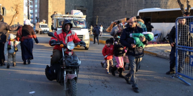 Diyarbakır Sur'da terörden kaçış