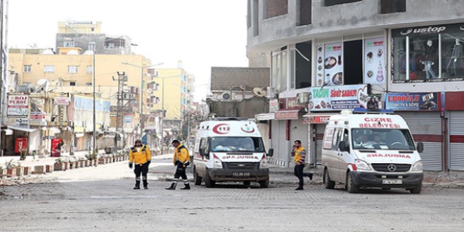 PKK'l terristler ambulanslarn yarallara ulamasn engelliyor