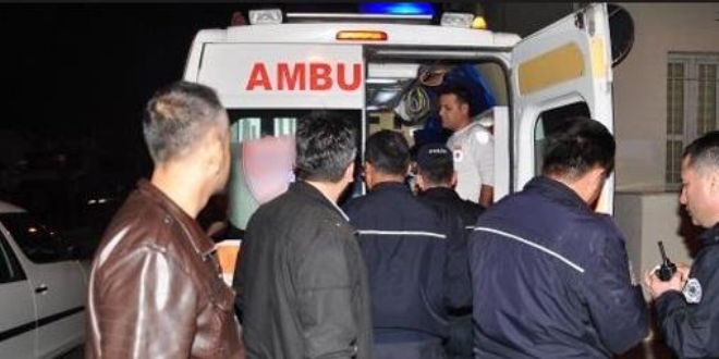Kocaeli'de polislere baltal saldr: 2 yaral