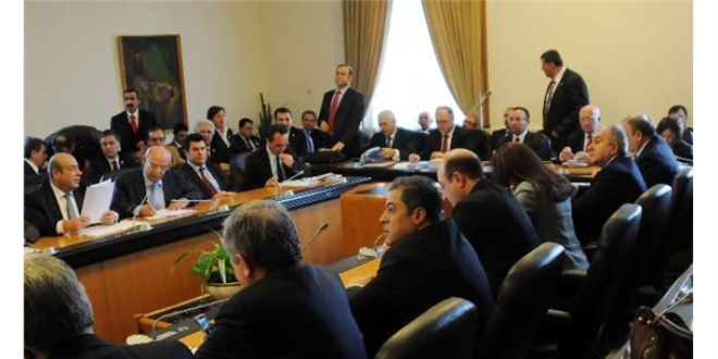 B�t�e g�r��me takviminde de�i�iklik yap�ld�