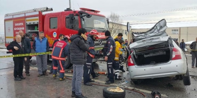 Akademisyen trafik kazasında hayatını kaybetti