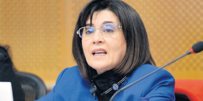 Zana tekrar yemine mesafeli