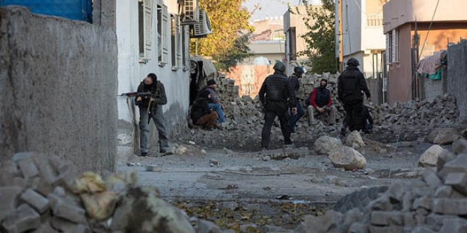 Sur'da 4 bölücü terör örgütü mensubu etkisiz hale getirildi
