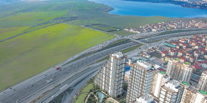 Kanal İstanbul üstündeki arazi fiyatları artmaya devam ediyor