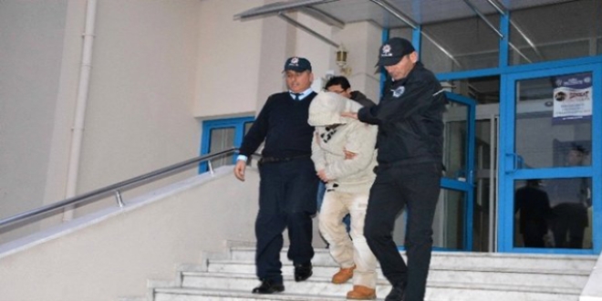 'Bakan yakınıyım diyerek 150 kişiyi dolandırdı'