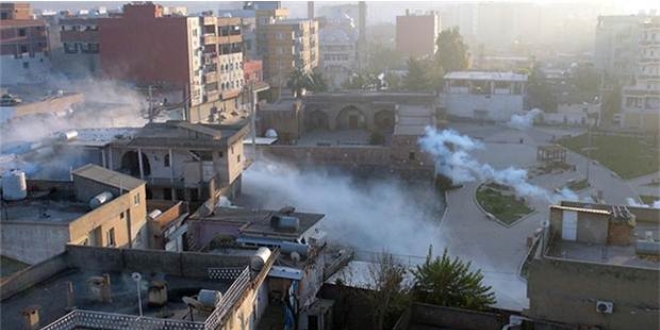 Cizre'de askerlere roketli saldırı: 5 yaralı