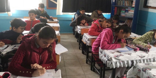 15 öğrenciden polis ve askerlere duygulandıran mektup