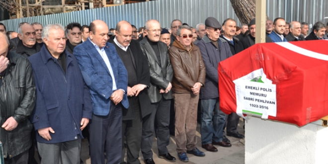 Balıkesir'in en eski emekli Polis memuru hayatını kaybetti