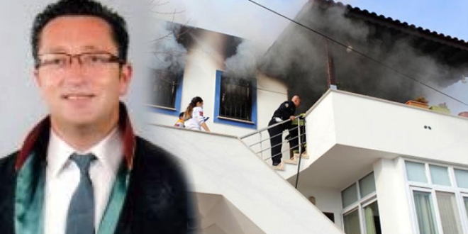 Avukat, evinde çıkan yangında hayatını kaybetti