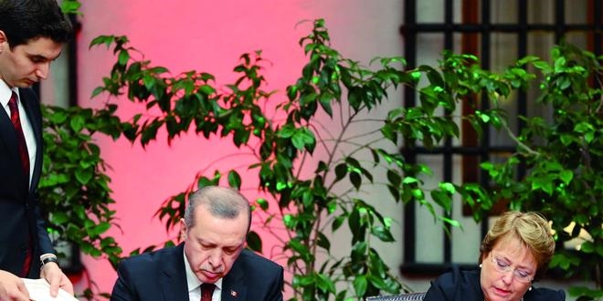 Erdoğan: Arınç dürüst davranmıyor