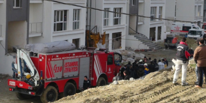 Esenyurt'taki asans�r facias�n�n sebebi bir c�vata