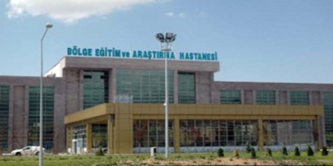 Kalp kapakcığı 5 santimetre kesiyle değişti
