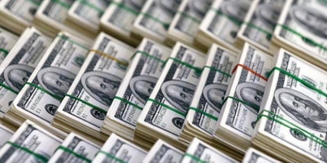 Dolar son bir ayın en düşüğüne geriledi
