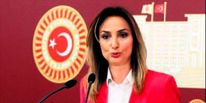 Poster krizi faturası Nazlıaka'ya kesildi