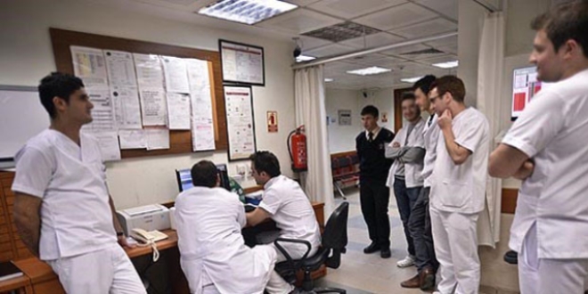 Hizmet s�relerine g�re sa�l�k personelinin emekli ayl�k ve ikramiyeleri