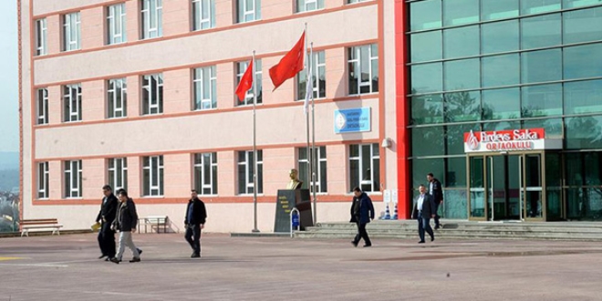 Kastamonu'da bazı eğitim kurumlarında arama yapılıyor