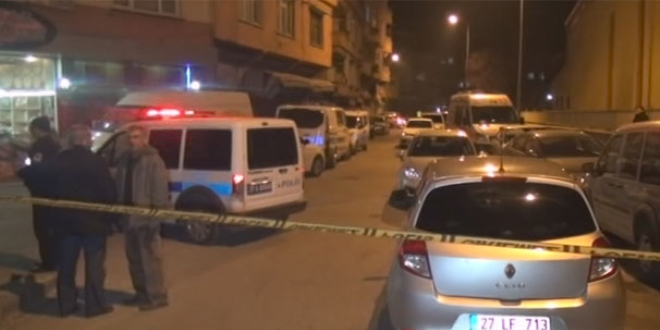 Gaziantep'te ayr� ya�ad��� e�inin babas�n�n evini bast�: 4 �l�, 1 yaral�