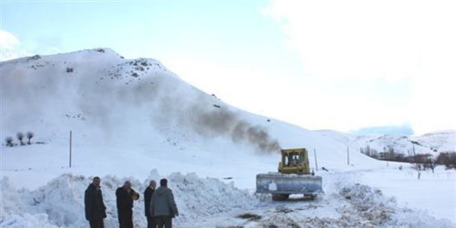 Do�u Anadolu'da k��: A�r�'da s�cakl�k -24 dereceyi g�rd�