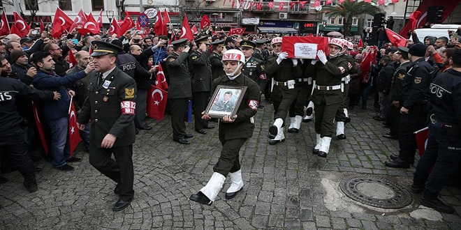 Şehit Astsubay Kıdemli Çavuş Bıçakçı toprağa verildi