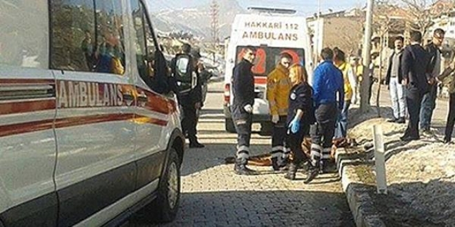 Hakkari'de trafik kazas: 9 kazas