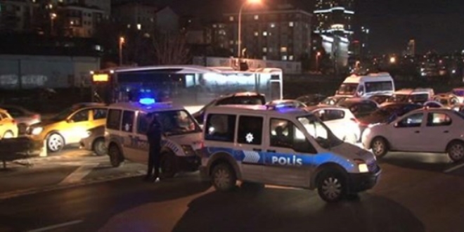 ��pheli �anta D-100'� trafi�e kapatt�rd�