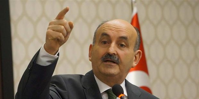 Açık alanlarda da sigara yasağı başlıyor