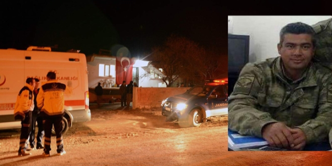 Şehit uzman çavuş Öz'ün baba ocağına ateş düştü