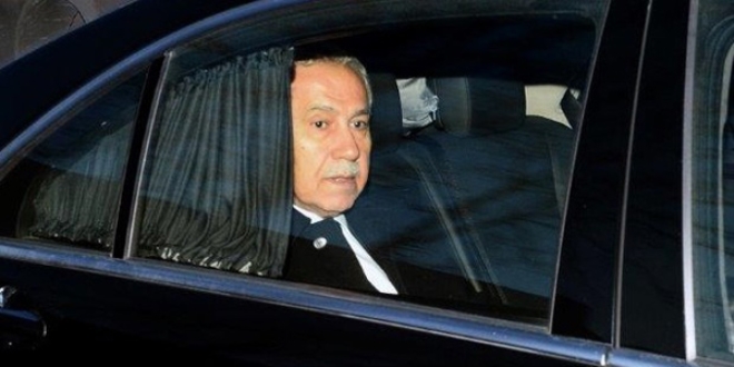 Arınç'ın evindeki sürpriz görüşme sona erdi