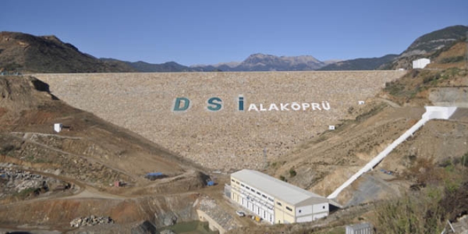 Asrın su projesine atık su karıştığı iddiası
