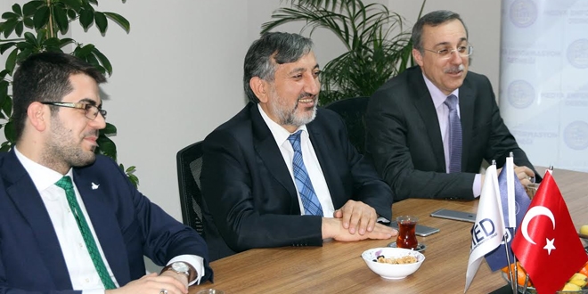 'Ulusal konularda basına büyük görev düşüyor'