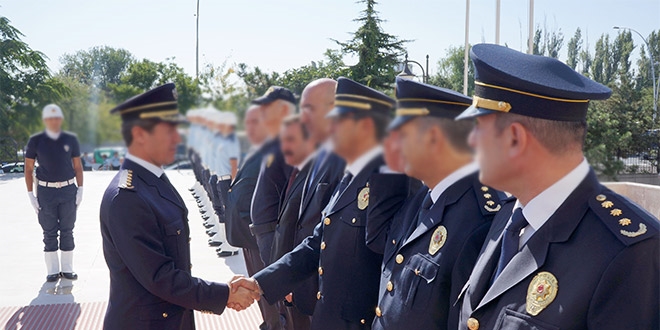 Emniyet müdürleri, bekçi ile eşitlenmeye isyan etti