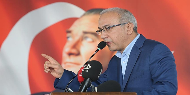 'Türkiye'yi tehdit edecek unsur görürsek müdahale etmekten çekinmeyiz'