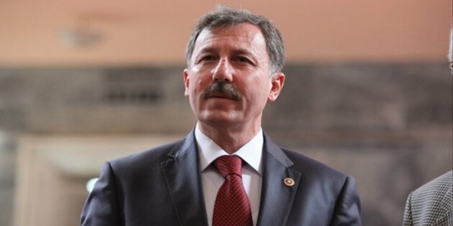 'Türkiye'de iki partili hayata doğru gidiliyor'