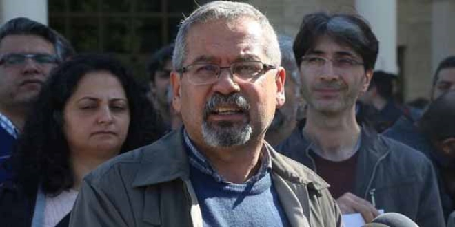 M�, 21 akademisyenin savunmas� istendi