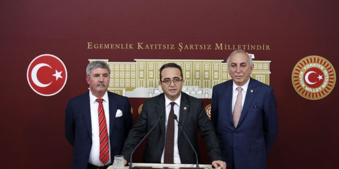 CHP: Başkanlık konuşulmazsa masaya döneriz