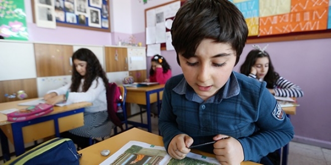 Eğitimde 'Dersim Yıldızı'