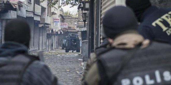 PKK'nın çekirdek kadrosu Sur'da kıstırıldı