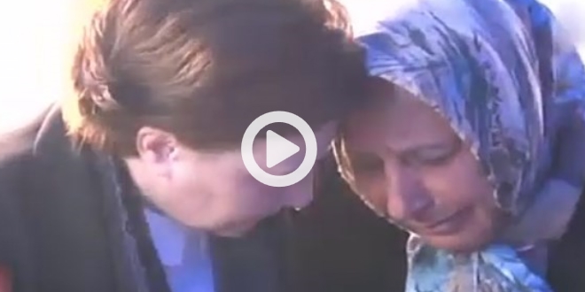 Bakan, şehit annesiyle hüngür hüngür ağladı/Video