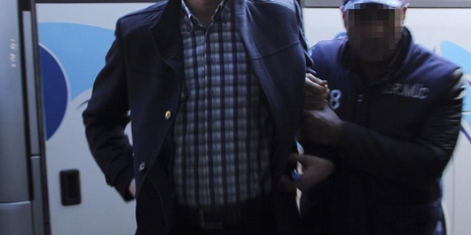 Sivas merkezli FETÖ/PDY operasyonunda 2 tutuklama