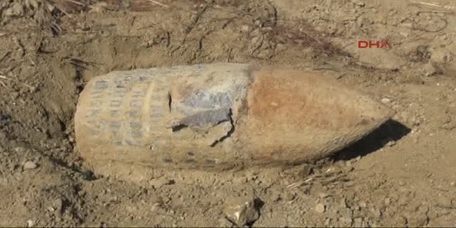 Gelibolu Yar�madas�'nda patlamam�� top mermisi bulundu