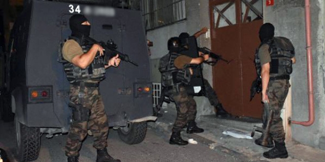 Kocaeli'de helikopter destekli ter�r operasyonu